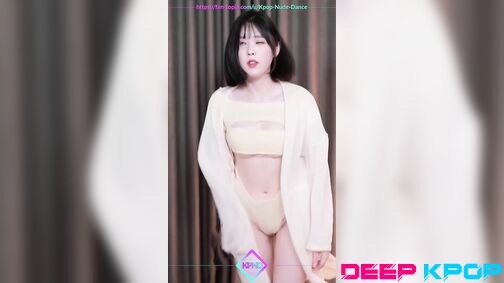 IU (아이유) -  | 159 