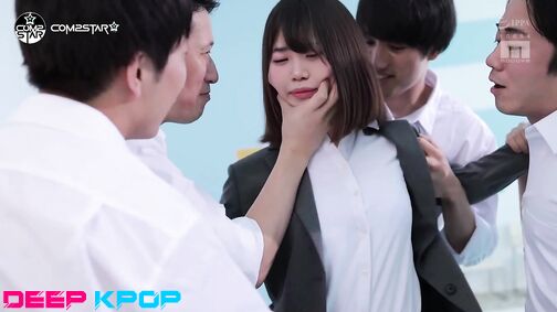 Chaewon (채원) - IZ*ONE / IZONE (아이즈원),LE SSERAFIM (르세라핌)  | 82 